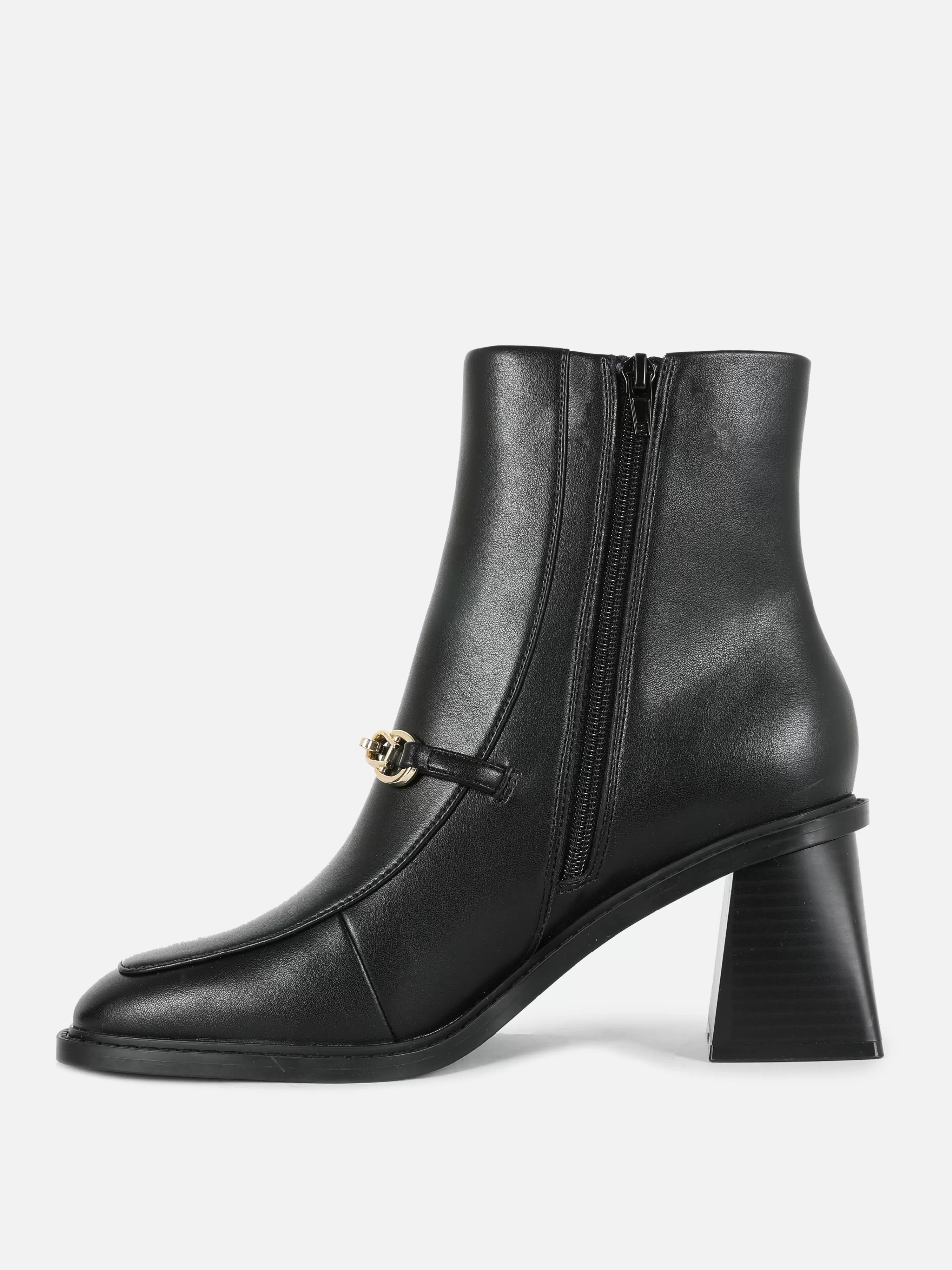 Botas | Agasalhos Inverno*Primark Botas Tacão Detalhe Corrente Rita Ora Preto