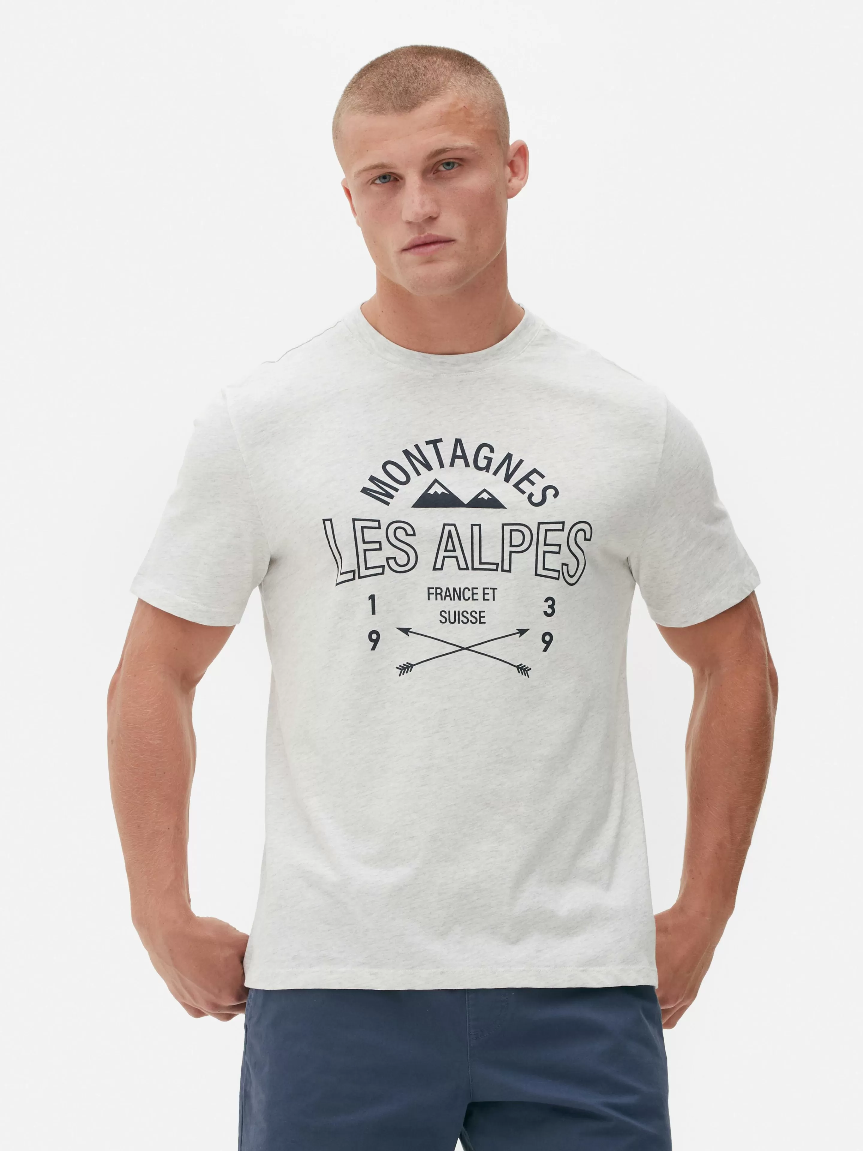 Tops E T-Shirts*Primark T-shirt Gráfico Les Alps Cinzento marmoreado