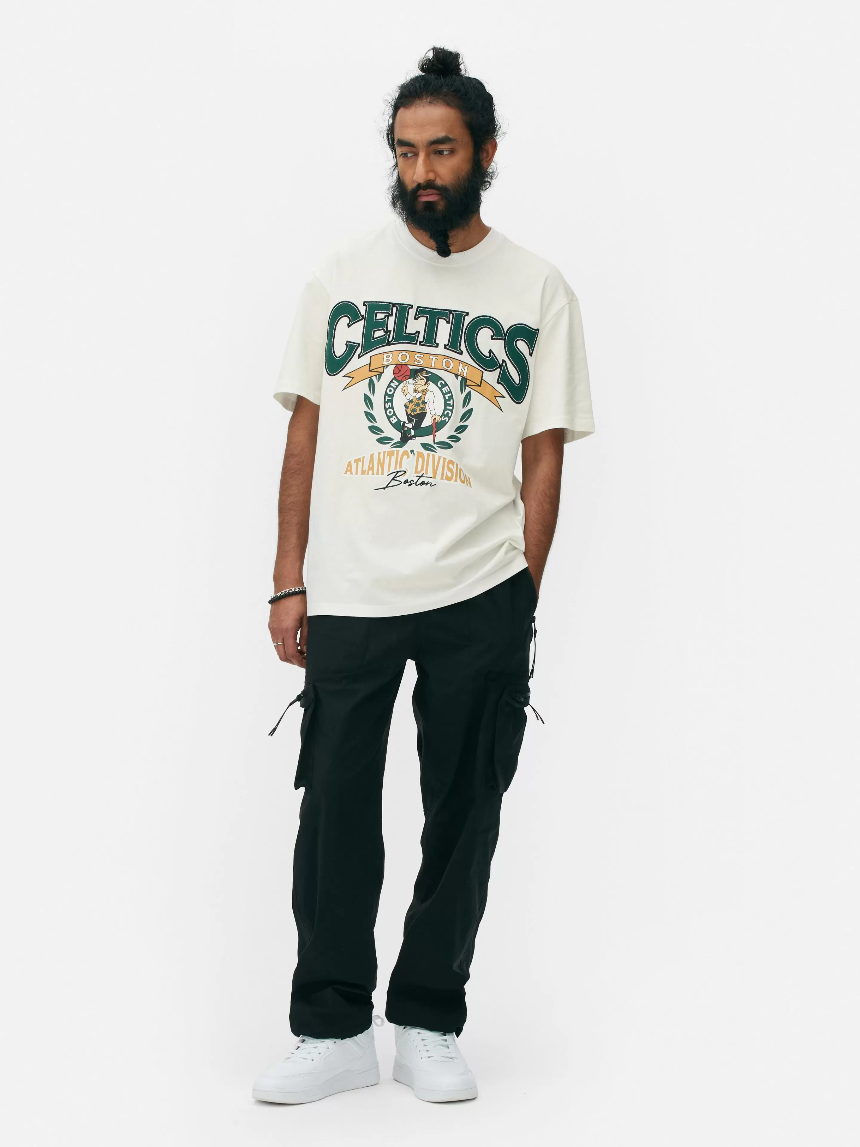 Camisolas E T-Shirts Com Estampado Gráfico | Tops E T-Shirts*Primark T-shirt Manga Curta NBA Boston Celtics Cru