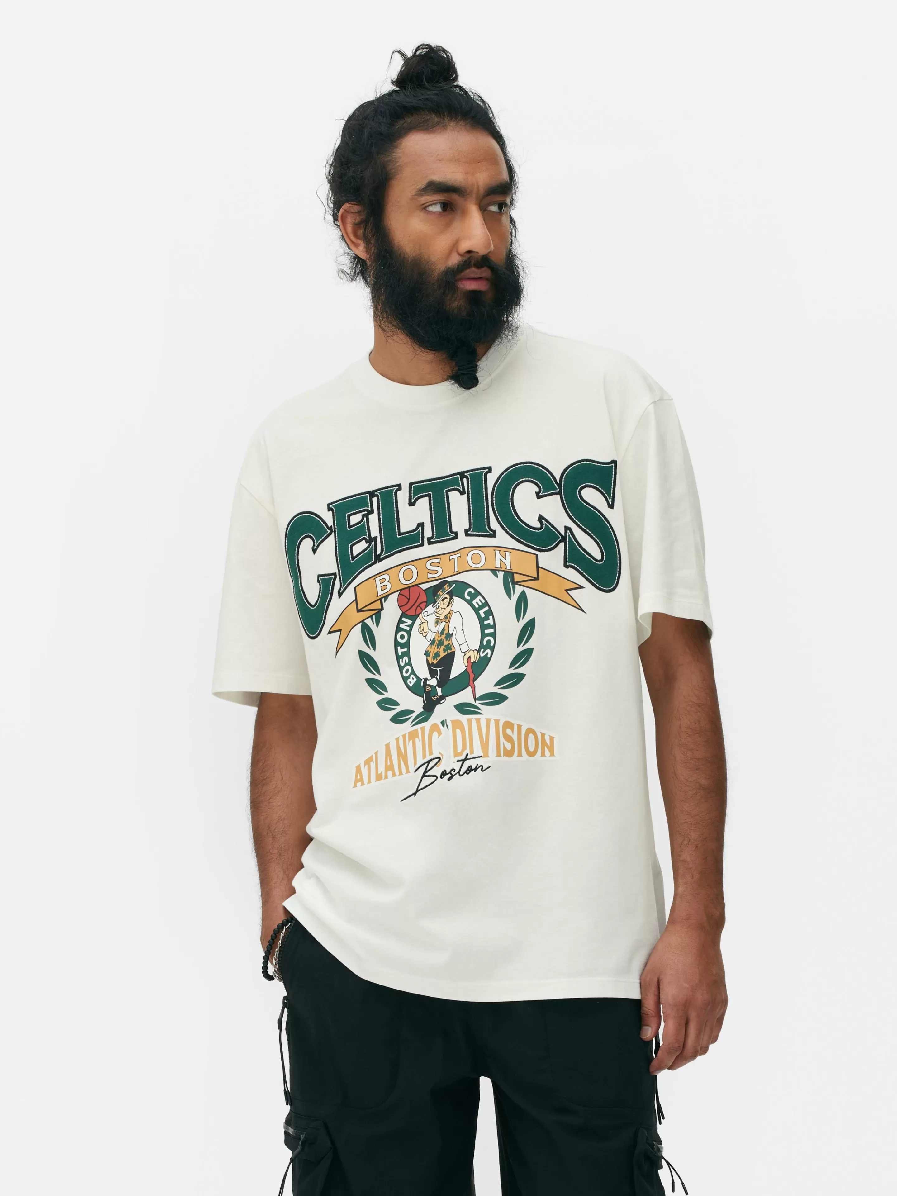 Camisolas E T-Shirts Com Estampado Gráfico | Tops E T-Shirts*Primark T-shirt Manga Curta NBA Boston Celtics Cru